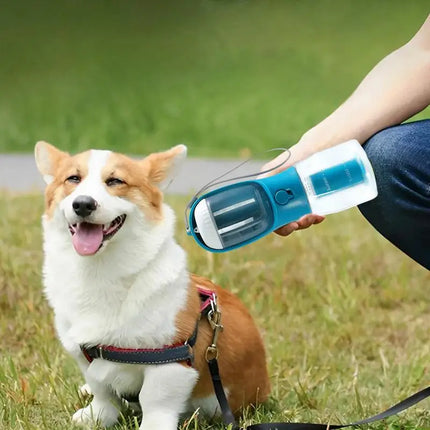 Gourde 3-en-1 pour Chien - Eau, Nourriture & Sac à Déchets Portable